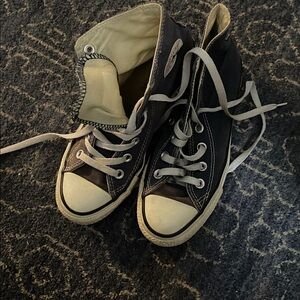 Converse All Star high tops size 6 women’s. 4 youth